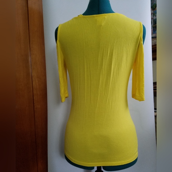 Like new Venus Cold Shoulder Top, Size Small - Picture 3 of 6